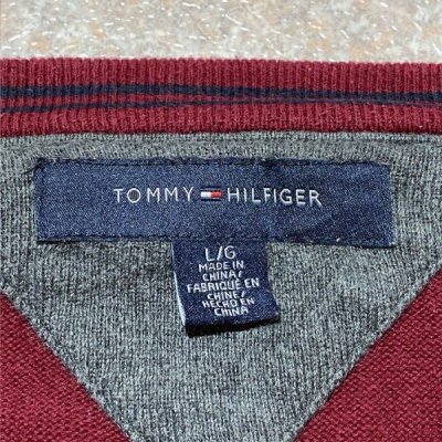画像1: 「Tommy Hilfiger(トミーヒルフィガー)」ワンポイント ボルドー コットン Vネック ニット