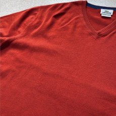 画像15: 「Lacoste(ラコステ)」ワンポイント Vネック レッド コットン ニット (15)