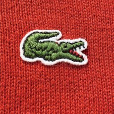 画像5: 「Lacoste(ラコステ)」ワンポイント Vネック レッド コットン ニット (5)