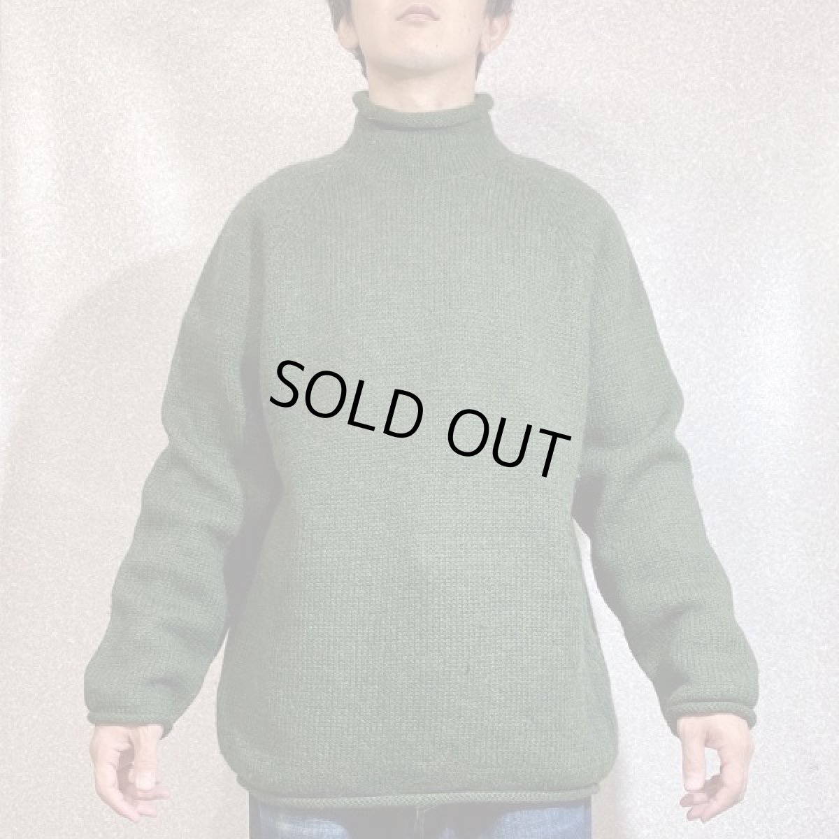 画像15: 「J.Crew(J.クルー)」ウール  ラグランスリーブ オリーブ ロールネック ニット (15)