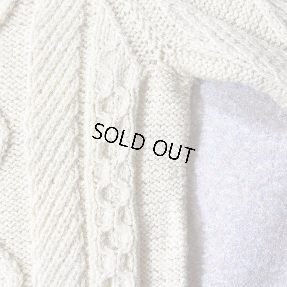 画像14: 「mullens cottage crafts(ミューレンズ コテージ クラフツ)」オフホワイト ローゲージ ケーブル アラン ハンドニット (14)