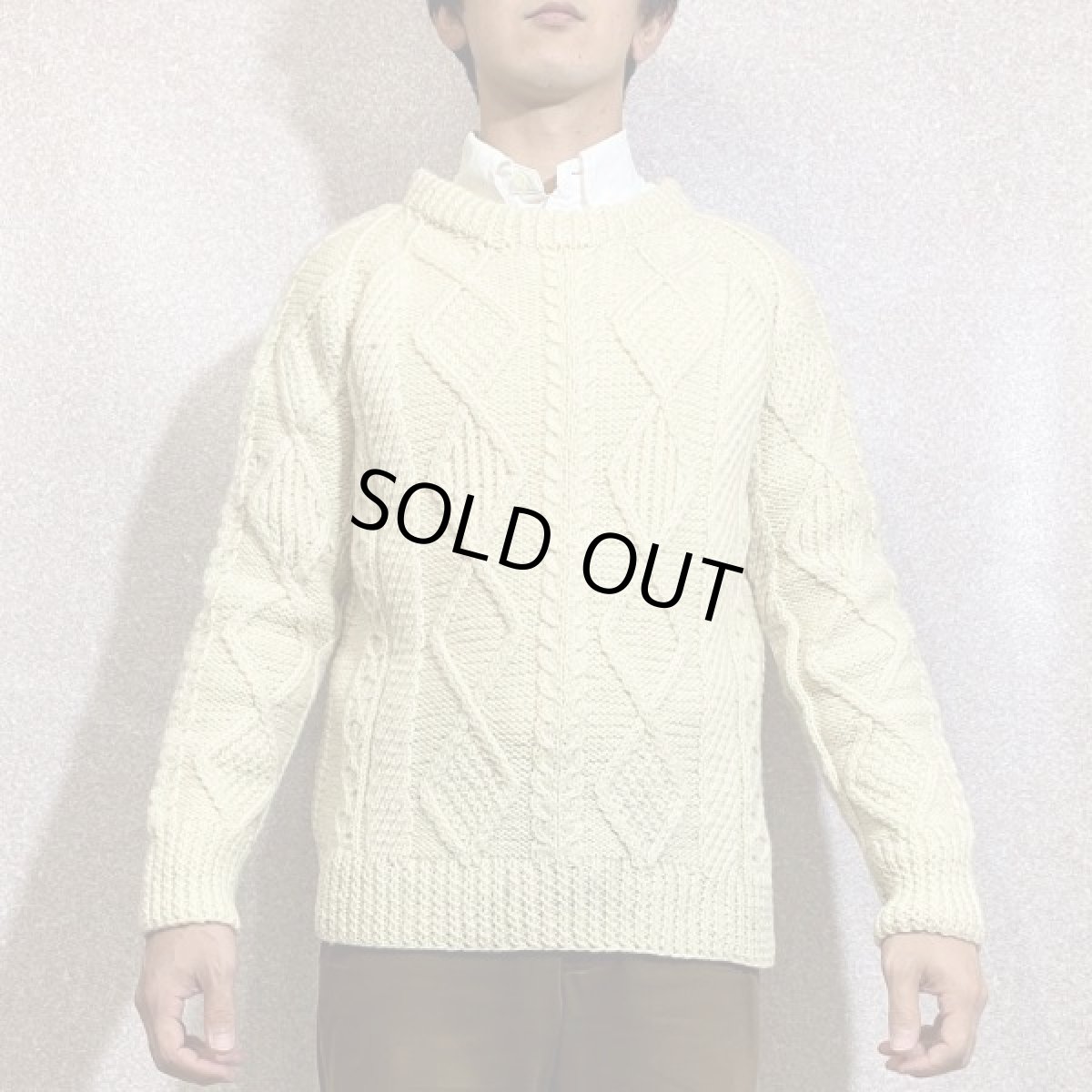 画像16: 「mullens cottage crafts(ミューレンズ コテージ クラフツ)」オフホワイト ローゲージ ケーブル アラン ハンドニット (16)