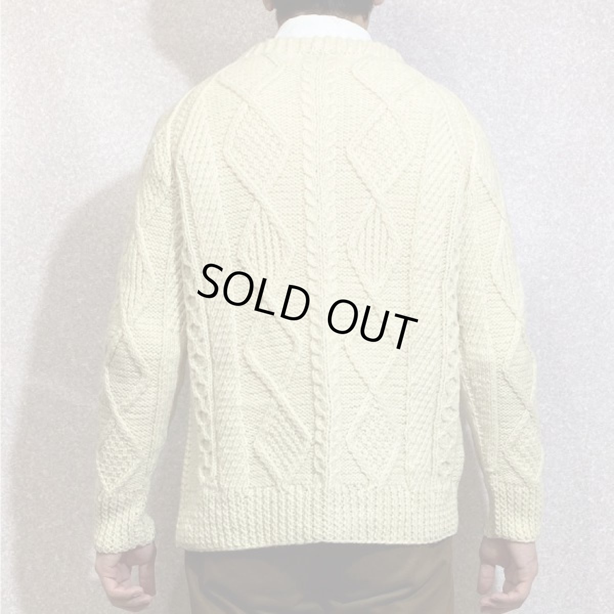 画像20: 「mullens cottage crafts(ミューレンズ コテージ クラフツ)」オフホワイト ローゲージ ケーブル アラン ハンドニット (20)