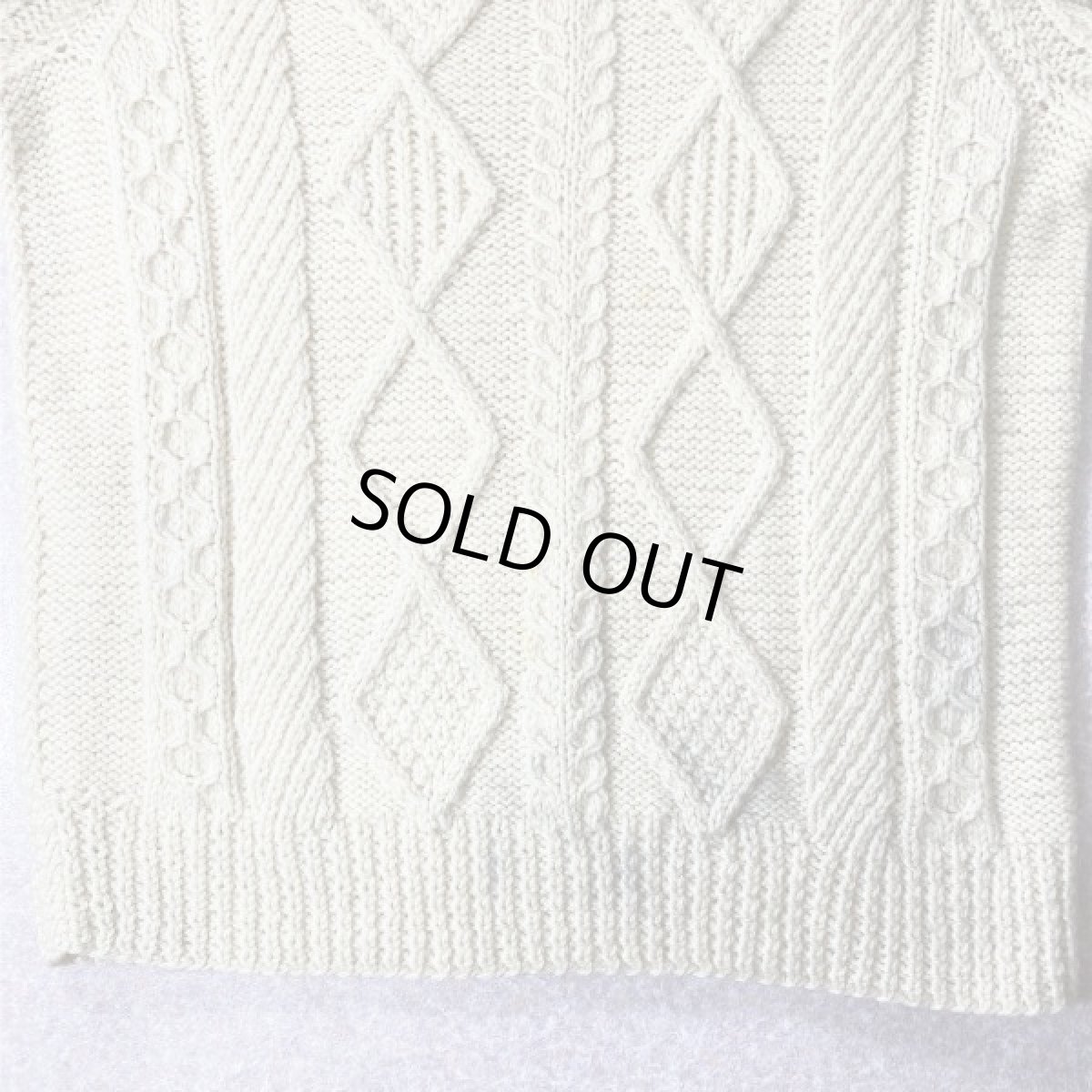 画像7: 「mullens cottage crafts(ミューレンズ コテージ クラフツ)」オフホワイト ローゲージ ケーブル アラン ハンドニット (7)