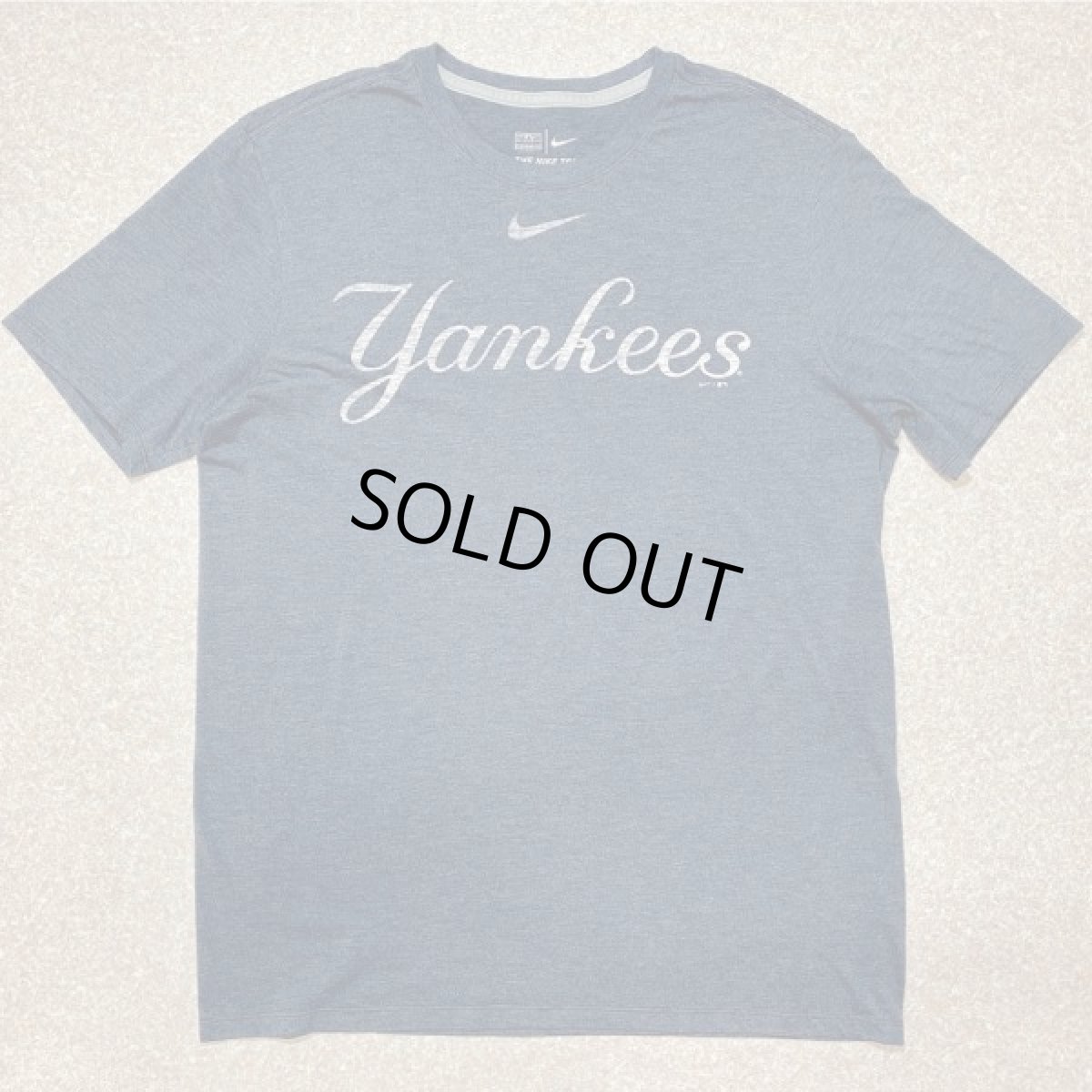 画像1: 「NIKE(ナイキ)」MLB ニューヨークヤンキース NEW YORK YANKEES 杢チャコール Tシャツ (1)