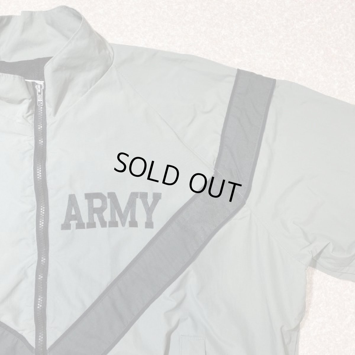 画像4: 「U.S.ARMY IPFU JACKET(ユー・エス・アーミー)」Mサイズ レギュラー USA製 米陸軍 フィットネスジャケット (4)