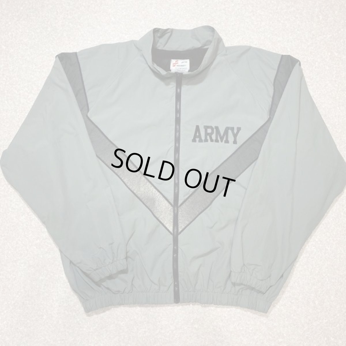 画像1: 「U.S.ARMY IPFU JACKET(ユー・エス・アーミー)」XLサイズ レギュラー USA製 米陸軍 フィットネスジャケット (1)