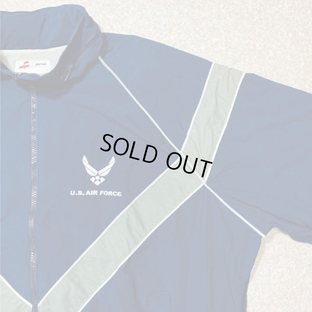 画像3: 「U.S.AIR FORCE PTU JACKET(ユー・エス・エア フォース)」Lサイズ レギュラー USA製 米空軍 フィジカルトレーニングジャケット (3)