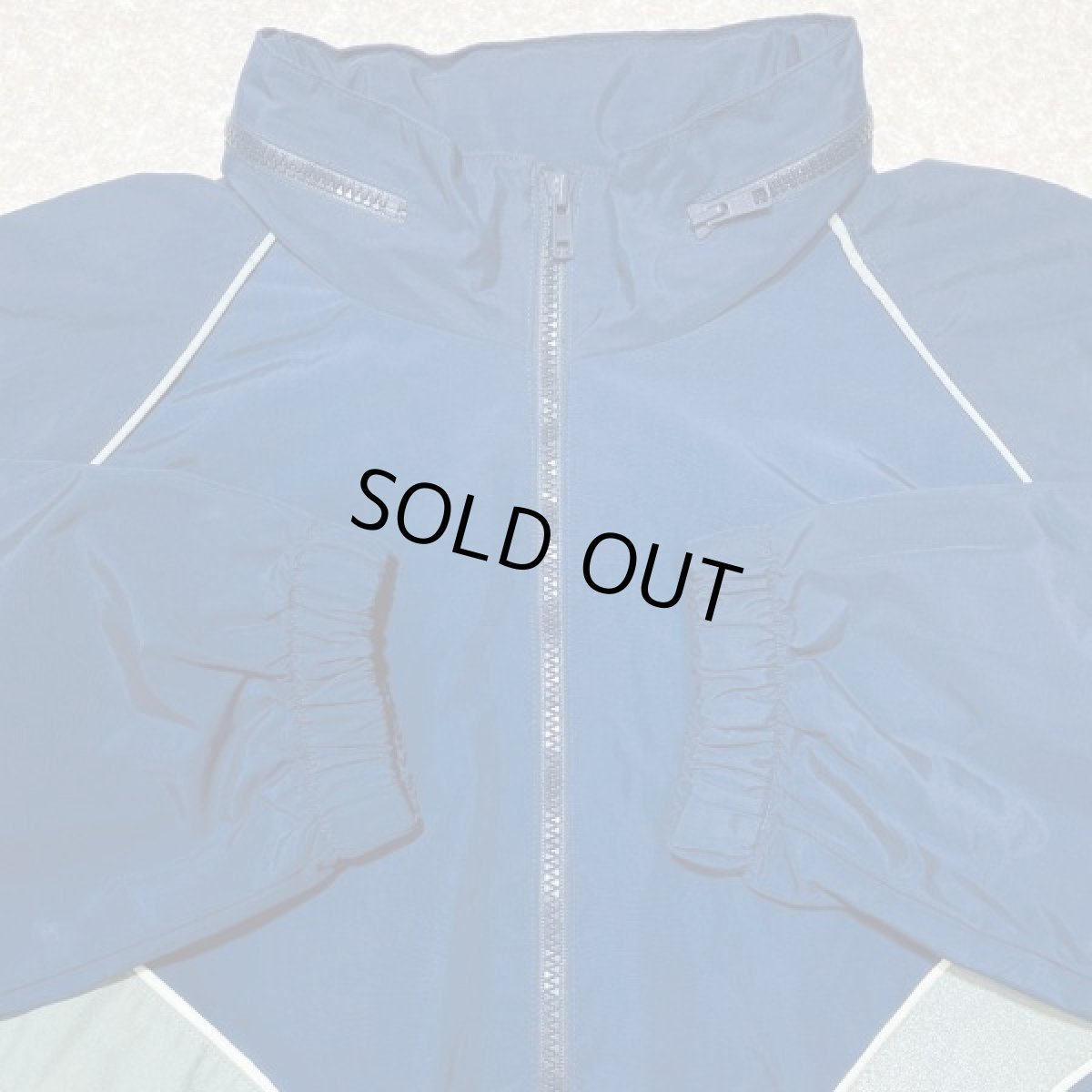 画像2: 「U.S.AIR FORCE PTU JACKET(ユー・エス・エア フォース)」XLサイズ レギュラー USA製 米空軍 フィジカルトレーニングジャケット (2)