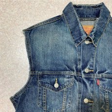 画像2: 「Levi's(リーバイス)」3rdタイプ ジャケット カットオフ デニム ベスト (2)