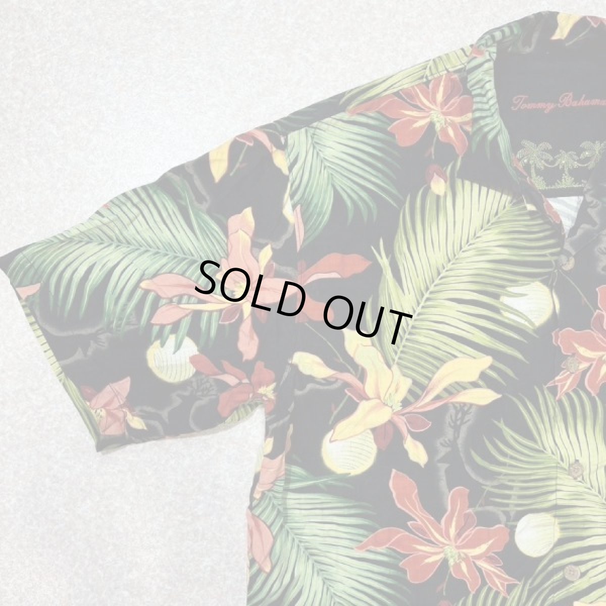 画像2: 「Tommy bahama(トミーバハマ)」ボタニカル柄 シルク100% アロハシャツ 開襟シャツ (2)