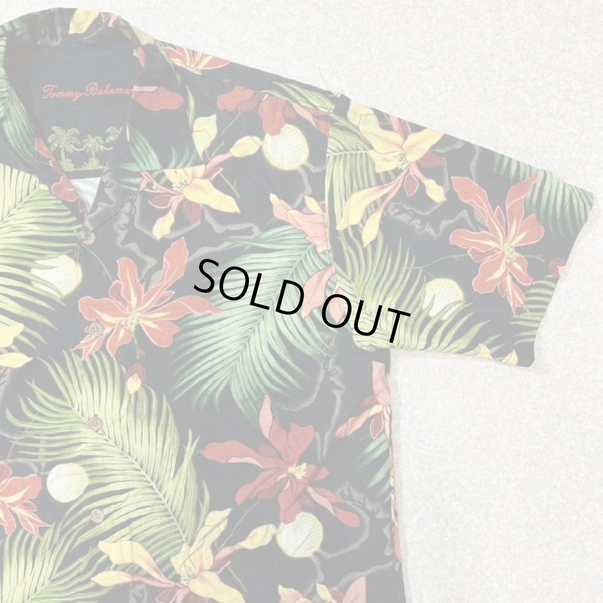 画像4: 「Tommy bahama(トミーバハマ)」ボタニカル柄 シルク100% アロハシャツ 開襟シャツ (4)