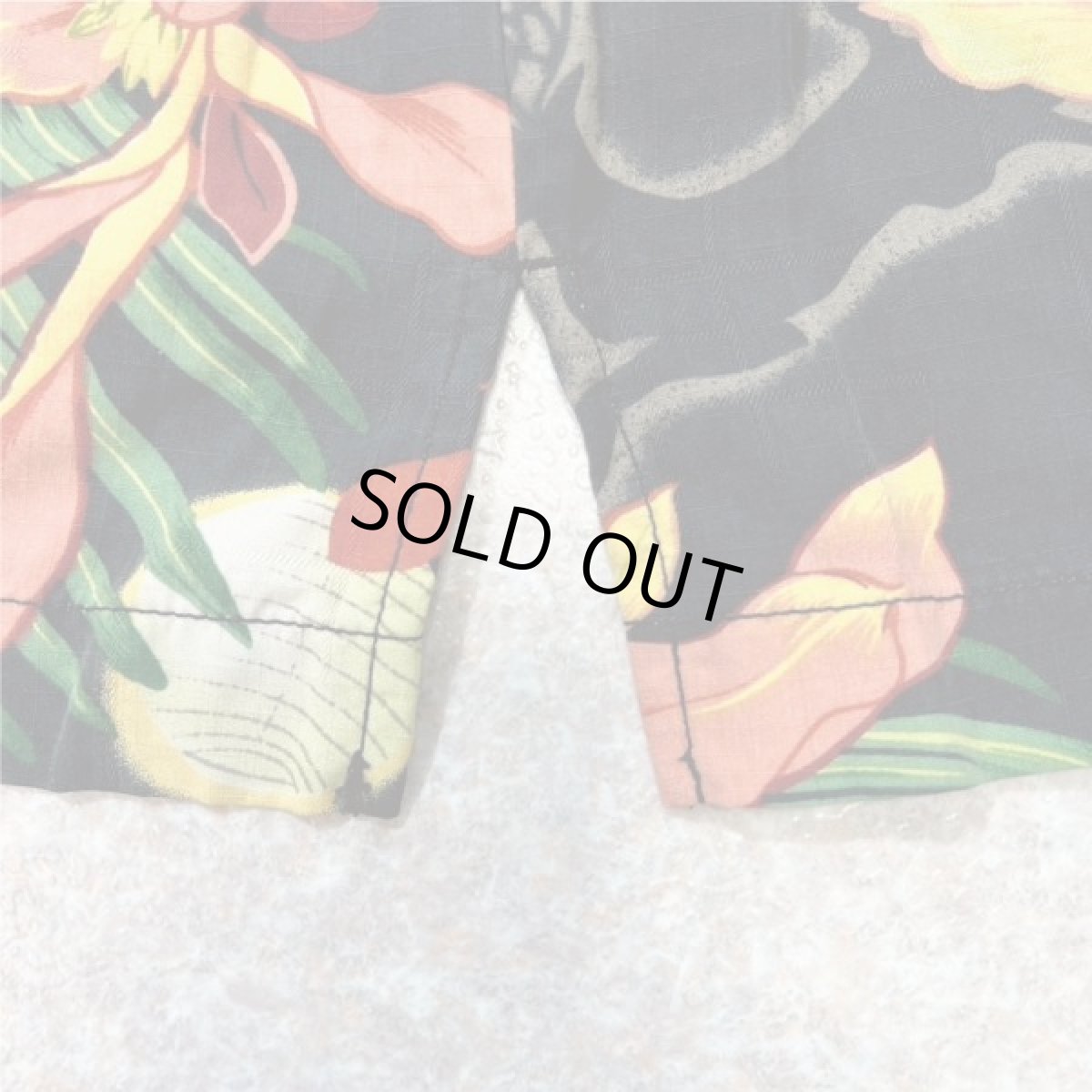 画像8: 「Tommy bahama(トミーバハマ)」ボタニカル柄 シルク100% アロハシャツ 開襟シャツ (8)