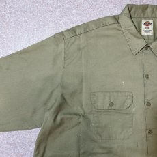 画像2: 「Dickies(ディッキーズ)」574 T/Cツイル カーキ 3XL オーバーサイズ 長袖ワークシャツ (2)