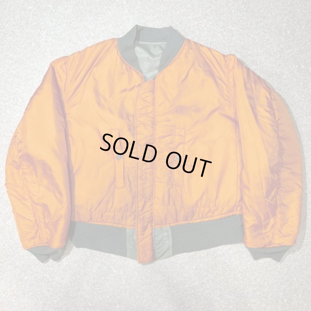 画像9: 「ALPHA INDUSTRIES(アルファインダストリーズ)」USA製 リバーシブル フライトジャケット MA-1 ブルゾン (9)