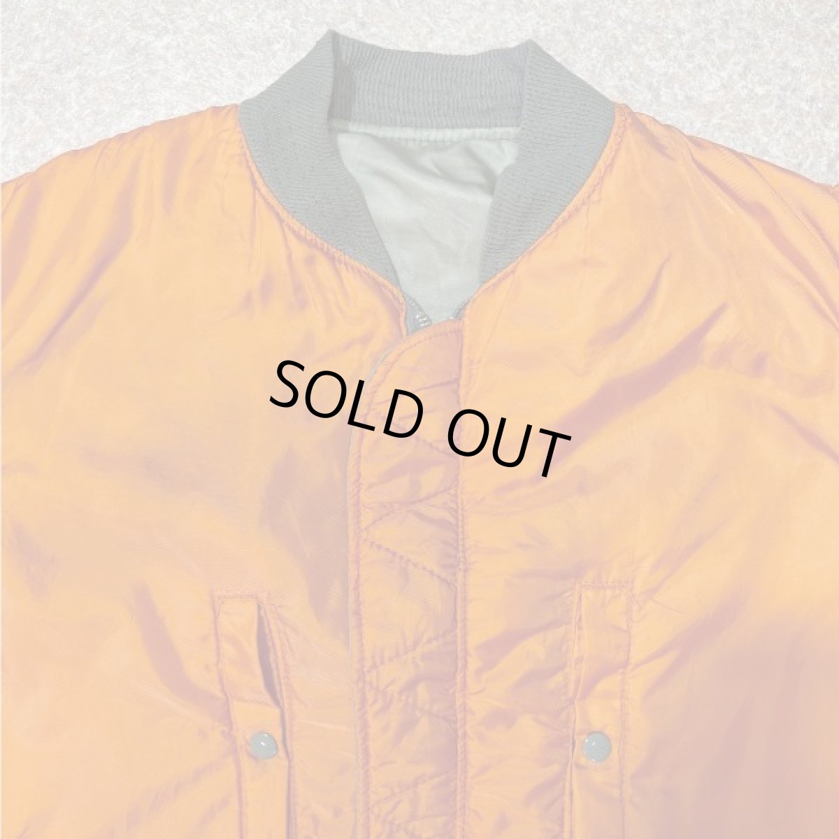 画像10: 「ALPHA INDUSTRIES(アルファインダストリーズ)」USA製 リバーシブル フライトジャケット MA-1 ブルゾン (10)