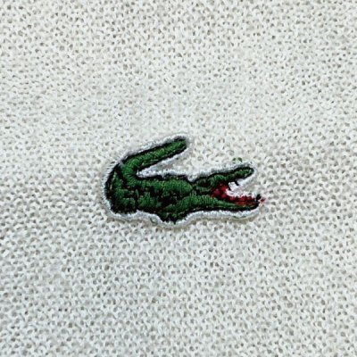 画像1: 「LACOSTE(ラコステ)」IZOD アイゾッド 70s 80s 糸巻きタグ 青ワニ Mサイズ ホワイト アクリルニット カーディガン