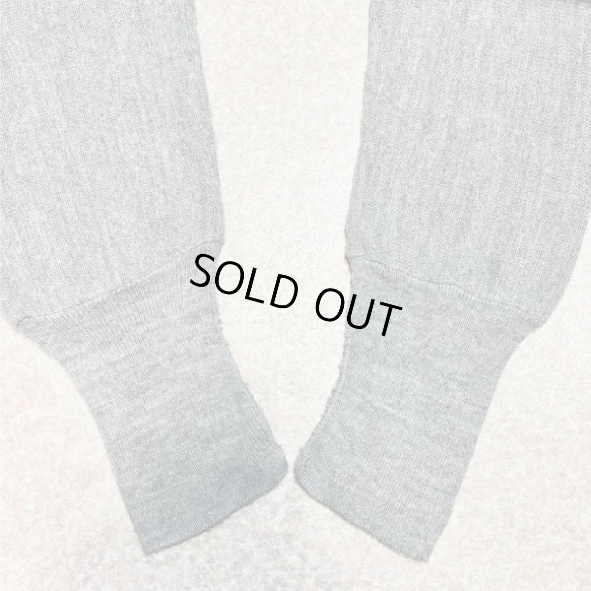 画像18: 「LACOSTE(ラコステ)」IZOD アイゾッド 70s 80s 糸巻きタグ 青ワニ Sサイズ ライトグレー アクリルニット カーディガン (18)