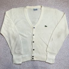 画像1: 「LACOSTE(ラコステ)」IZOD アイゾッド 70s 糸巻きタグ Mサイズ オフホワイト アクリルニット カーディガン (1)