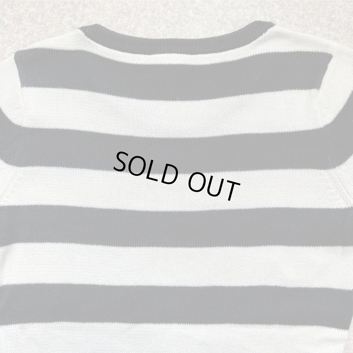 画像12: 「LACOSTE(ラコステ)」90s 38サイズ 白黒ボーダー コットン クルーネック ニット セーター (12)