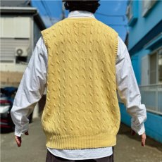 画像20: 「Polo by Ralph Lauren (ポロラルフローレン)」90s 00s 10s XLサイズ コットン イエロー ゴルフ刺繍 ケーブル編み ニット ベスト (20)