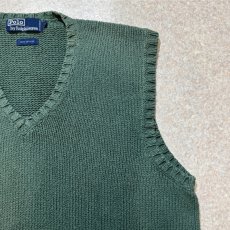 画像4: 「Polo by Ralph Lauren (ポロラルフローレン)」90s 00s 10s Lサイズ コットン ダスティグリーン ローゲージ ニット ベスト (4)