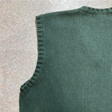 画像9: 「Polo by Ralph Lauren (ポロラルフローレン)」90s 00s 10s Lサイズ コットン ダスティグリーン ローゲージ ニット ベスト (9)