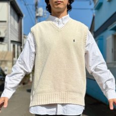 画像15: 「Polo by Ralph Lauren (ポロラルフローレン)」90s 00s 10s XLサイズ コットン オフホワイト ポニー刺繍 ローゲージ ニット ベスト (15)