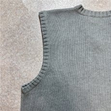 画像10: 「Polo by Ralph Lauren (ポロラルフローレン)」90s 00s 10s Mサイズ コットン ライトグレー ポニー刺繍 ローゲージ ニット ベスト (10)