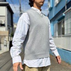 画像17: 「Polo by Ralph Lauren (ポロラルフローレン)」90s 00s 10s Mサイズ コットン ライトグレー ポニー刺繍 ローゲージ ニット ベスト (17)