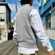 画像19: 「Polo by Ralph Lauren (ポロラルフローレン)」90s 00s 10s Mサイズ コットン ライトグレー ポニー刺繍 ローゲージ ニット ベスト (19)