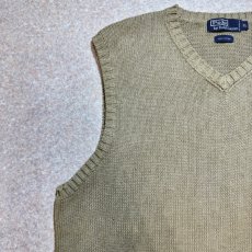 画像2: 「Polo by Ralph Lauren (ポロラルフローレン)」90s 00s 10s XLサイズ コットン グレージュ ポニー刺繍 ローゲージ ニット ベスト (2)