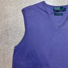画像2: 「Polo by Ralph Lauren (ポロラルフローレン)」90s 00s 10s Lサイズ ピマコットン パープル ポニー刺繍 ニット ベスト (2)