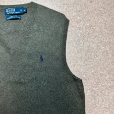 画像4: 「Polo by Ralph Lauren (ポロラルフローレン)」90s 00s 10s Mサイズ ピマコットン オリーブ ポニー刺繍 ニット ベスト (4)