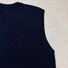 画像12: 「Polo by Ralph Lauren (ポロラルフローレン)」90s 00s 10s ボーイズ L(16/18) Mサイズ相当 コットン ネイビー ケーブル編み ポニー刺繍 ニット ベスト (12)