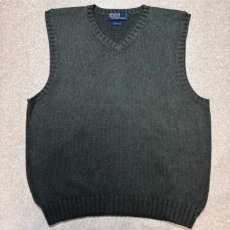 画像1: 「Polo by Ralph Lauren (ポロラルフローレン)」90s 00s 10s Lサイズ コットン チャコールグレー ポニー刺繍 ローゲージ ニット ベスト (1)