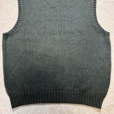 画像12: 「Polo by Ralph Lauren (ポロラルフローレン)」90s 00s 10s Lサイズ コットン チャコールグレー ポニー刺繍 ローゲージ ニット ベスト (12)
