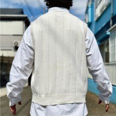 画像18: 「POLO GOLF RALPH LAUREN(ポロゴルフラルフローレン)」80s 90s Mサイズ USA製 コットン オフホワイト ポニー刺繍 ストライプ ニット ベスト (18)