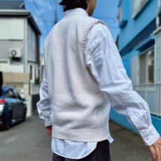 画像18: 「Polo by Ralph Lauren (ポロラルフローレン)」90s 00s 10s Mサイズ コットン オフホワイト ポニー刺繍 ローゲージ ニット ベスト (18)