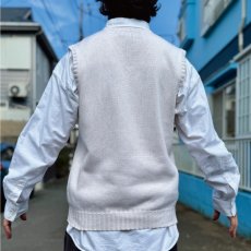 画像19: 「Polo by Ralph Lauren (ポロラルフローレン)」90s 00s 10s Mサイズ コットン オフホワイト ポニー刺繍 ローゲージ ニット ベスト (19)