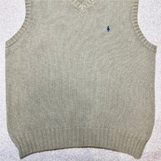 画像5: 「Polo by Ralph Lauren (ポロラルフローレン)」90s 00s 10s Lサイズ コットン グレージュ ポニー刺繍 ローゲージ ニット ベスト (5)