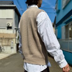 画像18: 「Polo by Ralph Lauren (ポロラルフローレン)」90s 00s 10s Lサイズ コットン グレージュ ポニー刺繍 ローゲージ ニット ベスト (18)