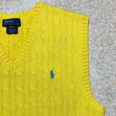 画像4: 「Polo by Ralph Lauren (ポロラルフローレン)」90s 00s 10s ボーイズ L(14/16) Sサイズ相当 コットン イエロー ケーブル編み ポニー刺繍 ニット ベスト (4)