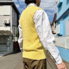 画像18: 「Polo by Ralph Lauren (ポロラルフローレン)」90s 00s 10s ボーイズ L(14/16) Sサイズ相当 コットン イエロー ケーブル編み ポニー刺繍 ニット ベスト (18)