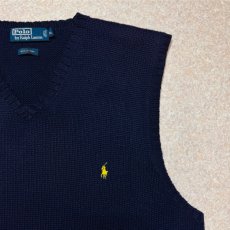 画像4: 「Polo by Ralph Lauren (ポロラルフローレン)」90s 00s 10s XLサイズ コットン ネイビー ポニー刺繍 ローゲージ ニット ベスト (4)
