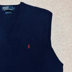 画像4: 「Polo by Ralph Lauren (ポロラルフローレン)」90s 00s 10s Lサイズ コットン ネイビー ポニー刺繍 ミドルゲージ ニット ベスト (4)