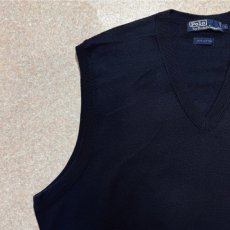 画像2: 「Polo by Ralph Lauren (ポロラルフローレン)」90s 00s 10s Lサイズ コットン ネイビー ポニー刺繍 ニット ベスト (2)