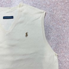画像4: 「Polo by Ralph Lauren (ポロラルフローレン)」90s 00s 10s 20s S〜Mサイズ相当 ピマコットン オフホワイト ポニー刺繍 ニット ベスト (4)