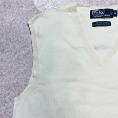画像2: 「Polo by Ralph Lauren (ポロラルフローレン)」90s 00s 10s Mサイズ ピマコットン オフホワイト ポニー刺繍 ニット ベスト (2)