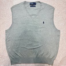 画像1: 「Polo by Ralph Lauren (ポロラルフローレン)」90s 00s 10s M〜Lサイズ相当 ピマコットン ライトグレー ポニー刺繍 ニット ベスト (1)